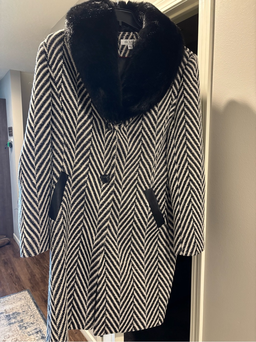Via Spiga Black and White Herringbone Coat With Faux Fur Trim (XL)
